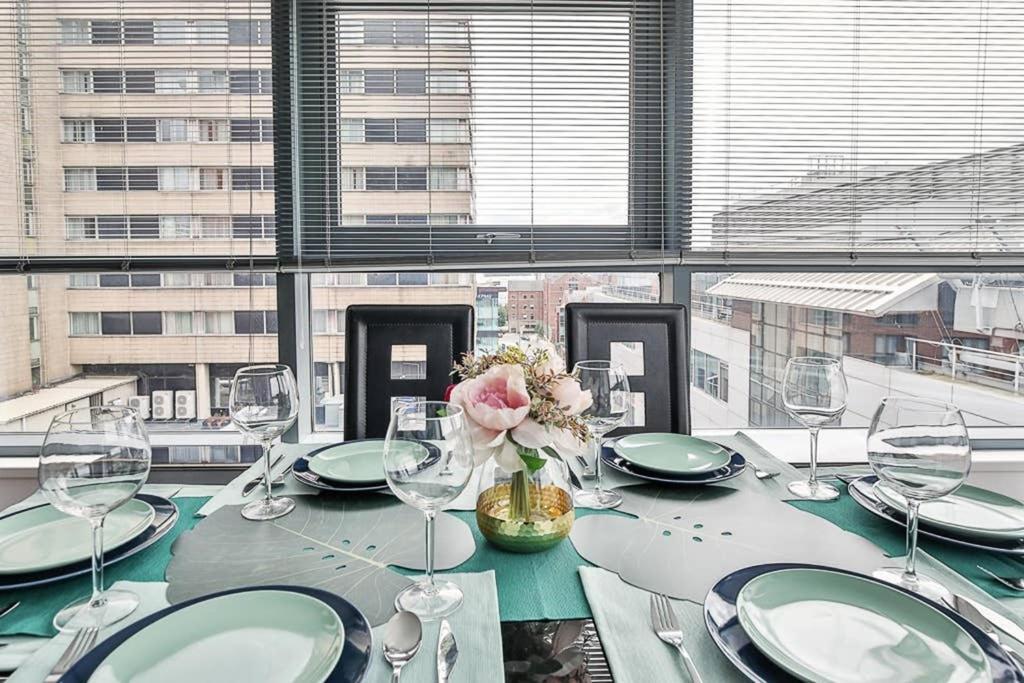 The Exclusive Gem Of Leeds - Sleeps 8公寓 外观 照片